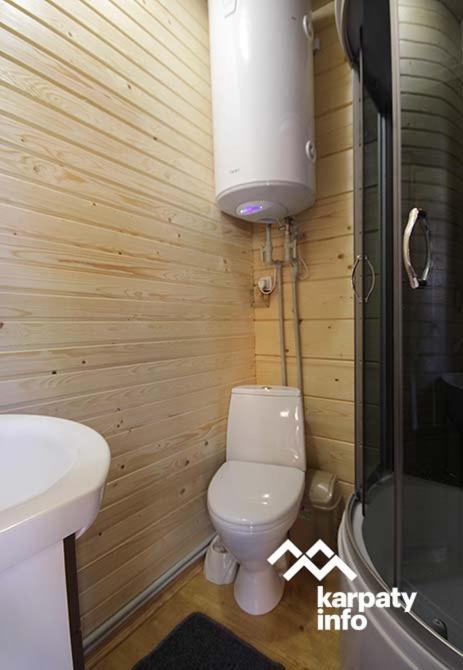 Орхідея Luxe 1 Synevyrsʼka Polyana Exterior foto